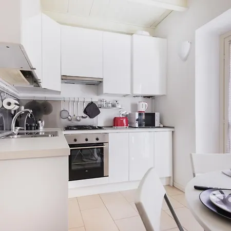 Apartment Easylife - Spazioso In Porta Romana Milan