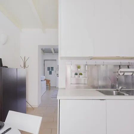 Easylife - Spazioso In Porta Romana Apartment *