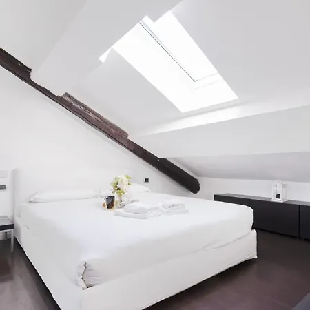 Easylife - Spazioso In Porta Romana Milan